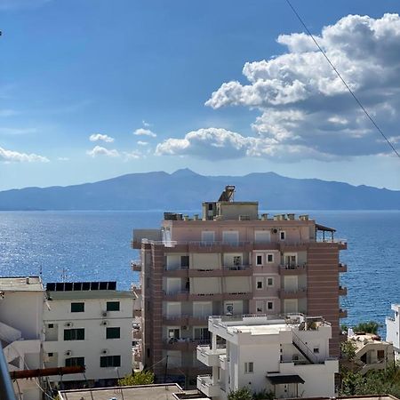 L.T. Deizi Apartment Sarandë Esterno foto