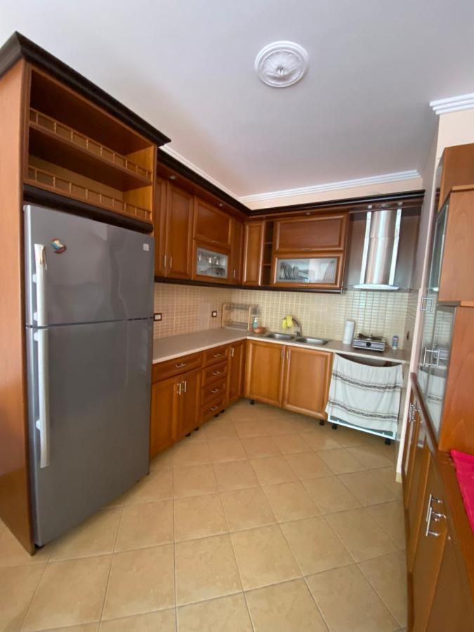 L.T. Deizi Apartment Sarandë Esterno foto