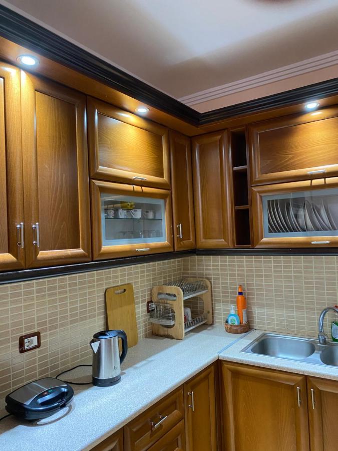 L.T. Deizi Apartment Sarandë Esterno foto
